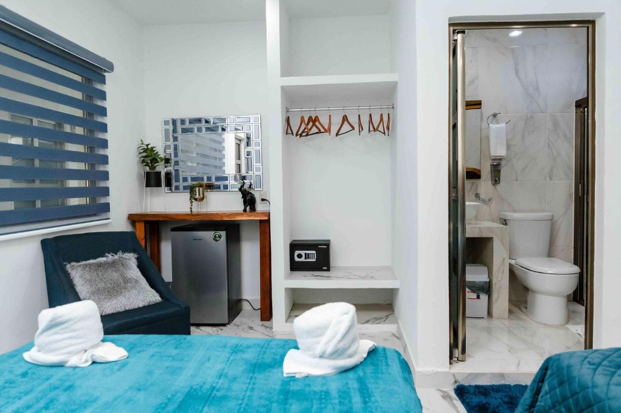 Hotel Naomi City Center バカラル エクステリア 写真
